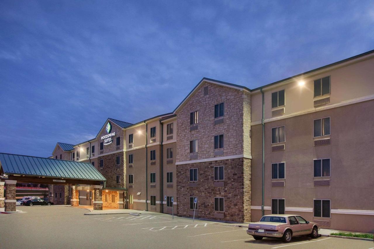 Woodspring Colinas - Northwest Dallas Irving