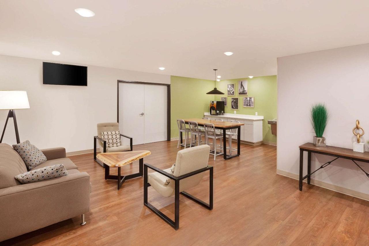 Woodspring Colinas - Northwest Dallas Irving